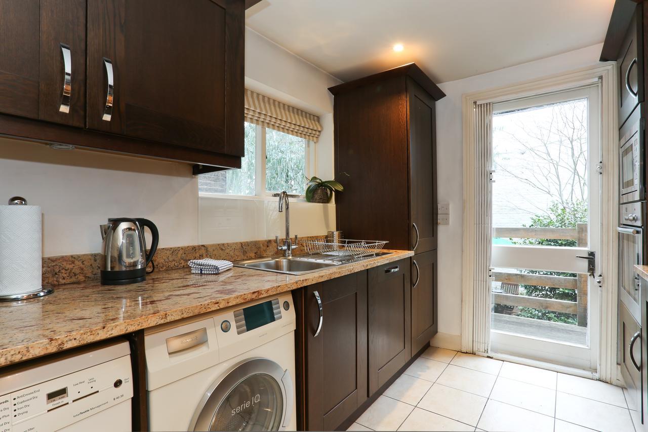 A Home To Rent - Chelsea Apartment 런던 외부 사진