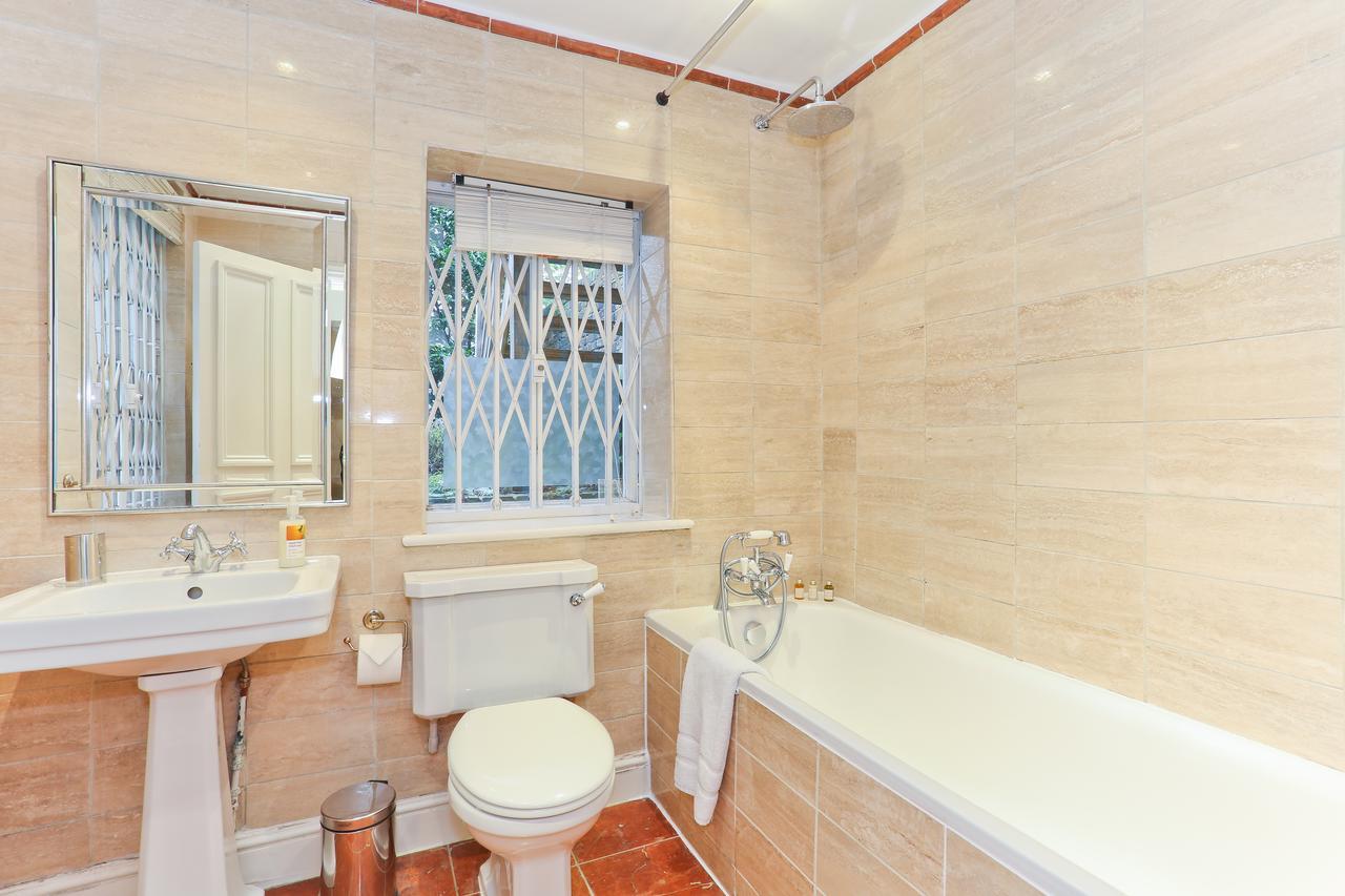 A Home To Rent - Chelsea Apartment 런던 외부 사진